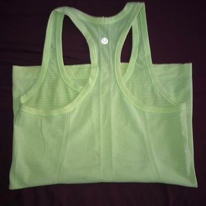 Lululemon tank top size 4